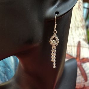 Silver Crystal Dangle Earrings Teardrop Crystals Christmas Holiday Gift Idea NWT